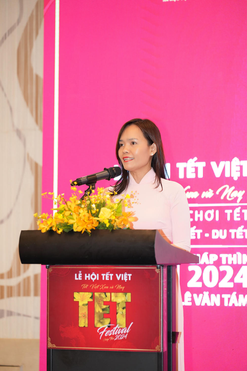 Bà Đinh Hồng Vân chia sẻ tại họp báo giới thiệu Lễ hội Tết Việt 2024